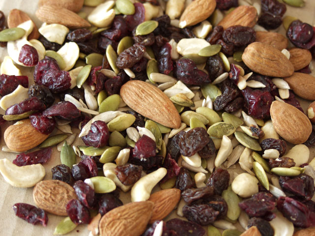 Berries and Nuts for Anti-Aging Benefits